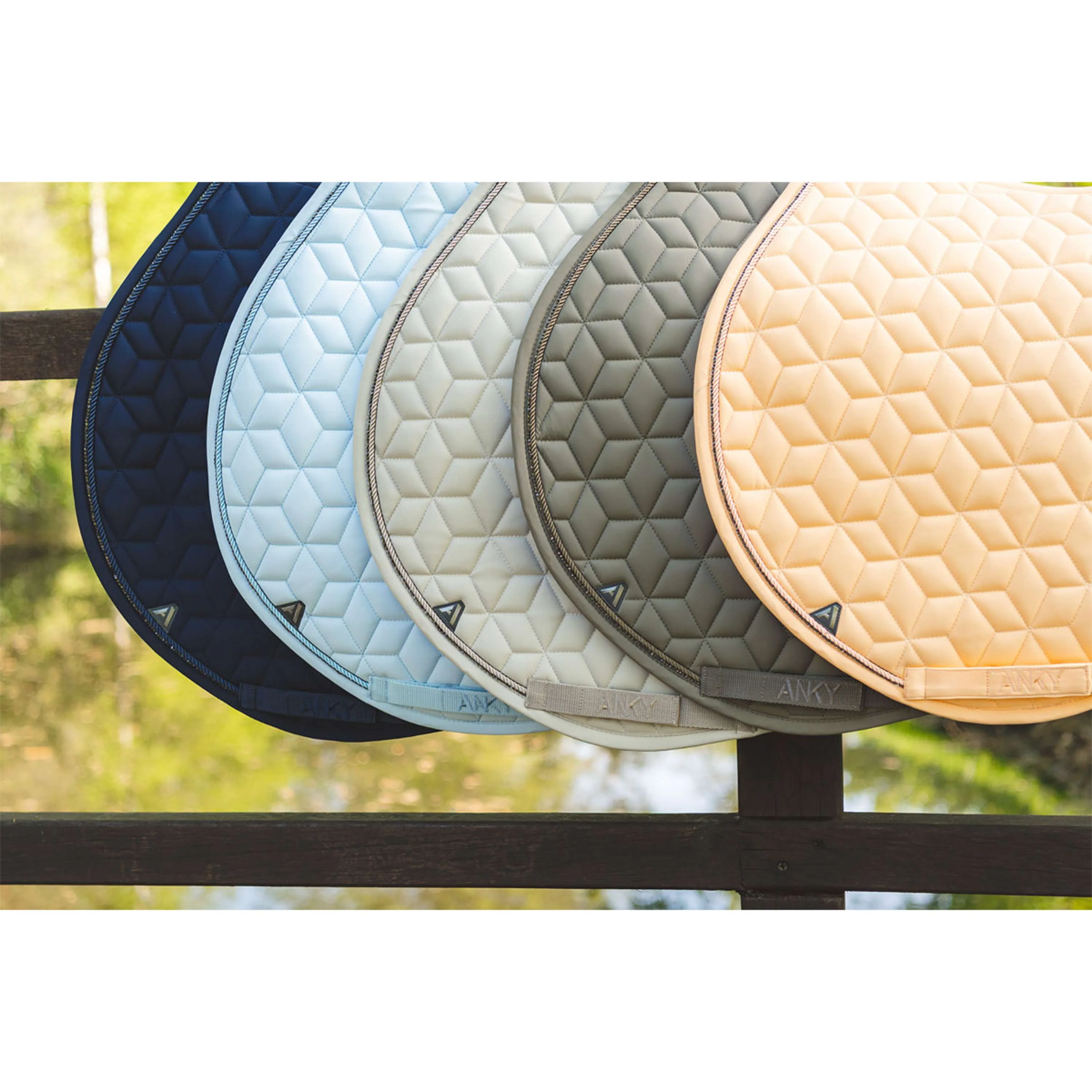 ANKY Tapis de Selle Vivacity XB261112 Polyvalent Peach Fuzz - Image 5