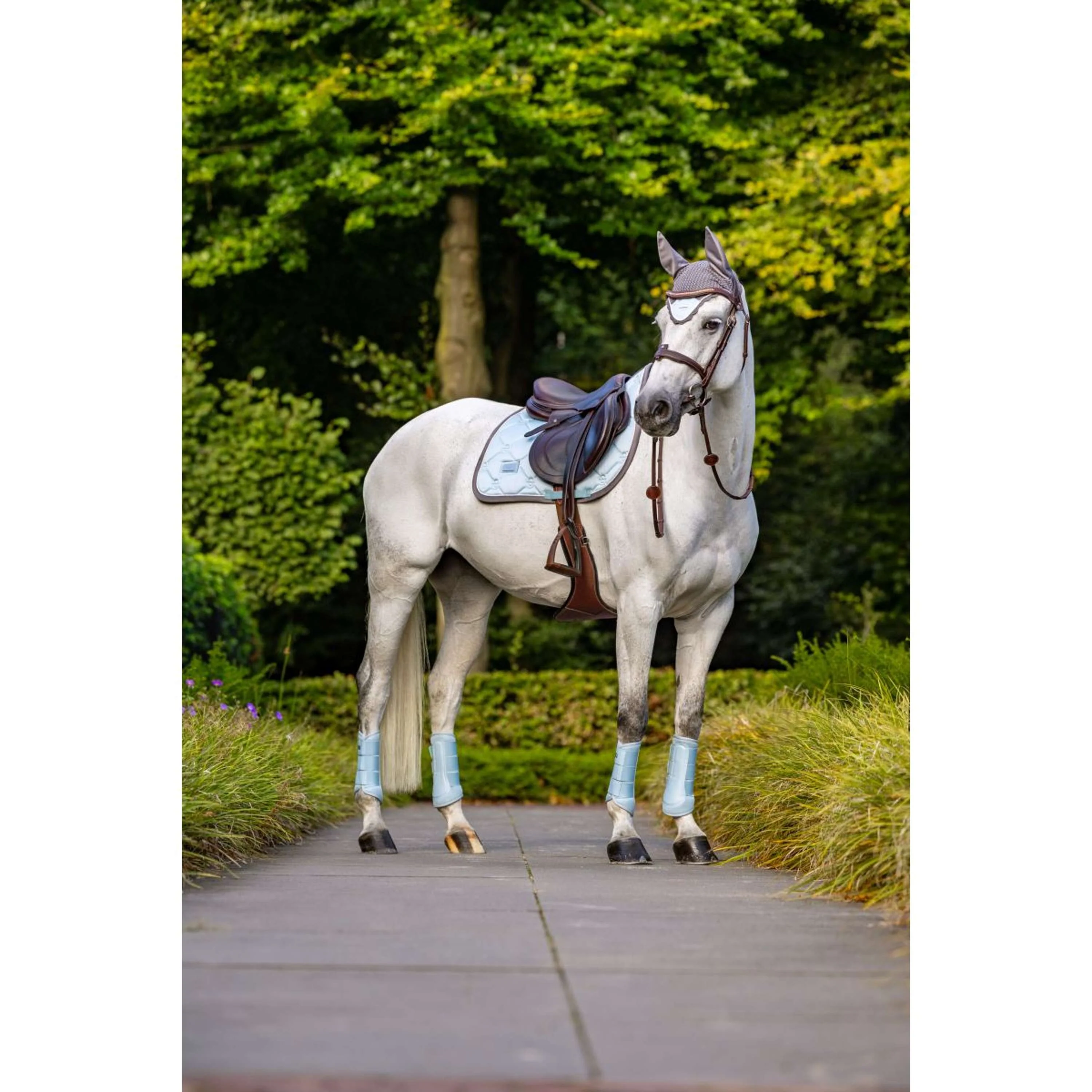 Equestrian Stockholm Tapis de Selle de Saut Ice Blue - Image 2