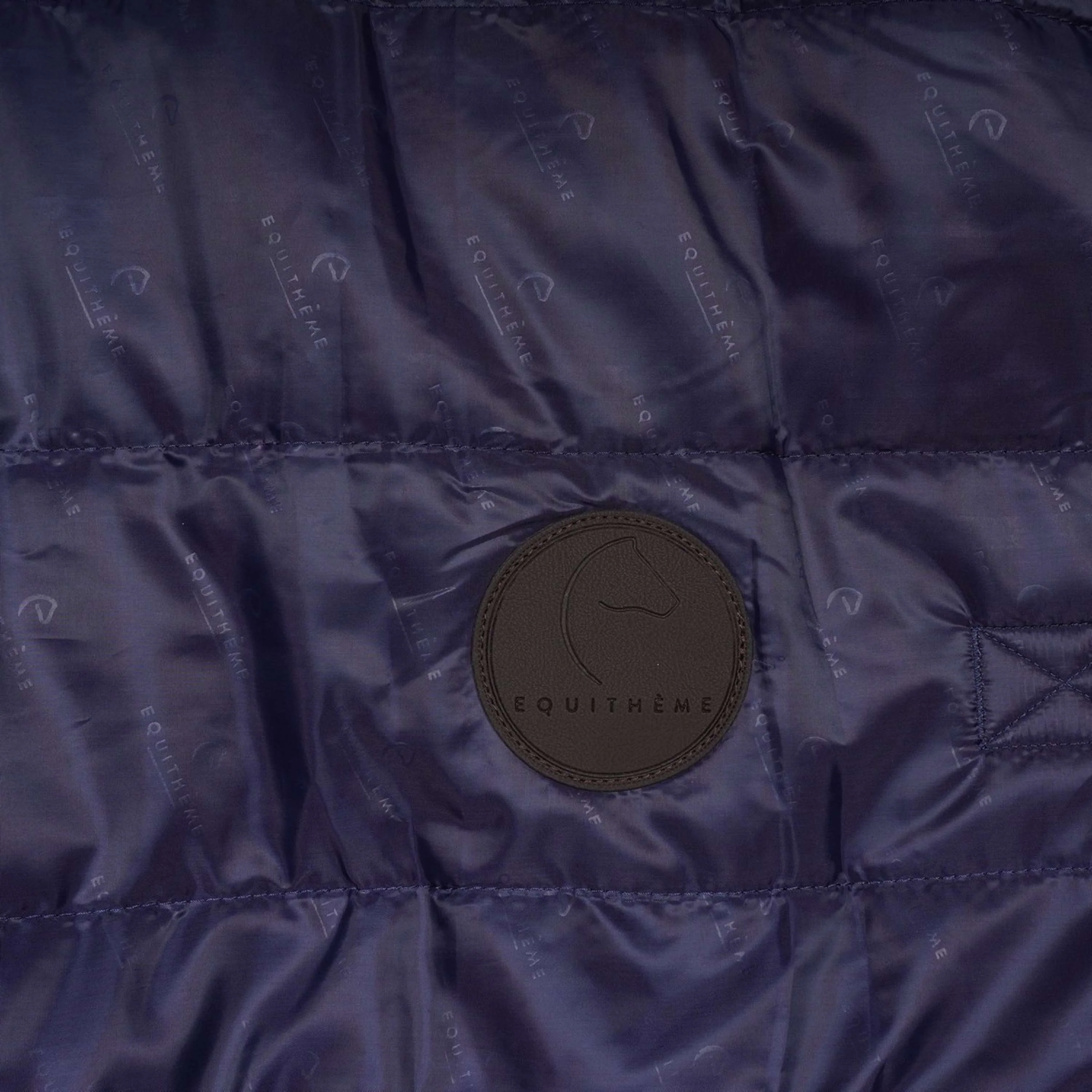 EQUITHÈME Sous-Couverture Classic 200g Marin - Image 7