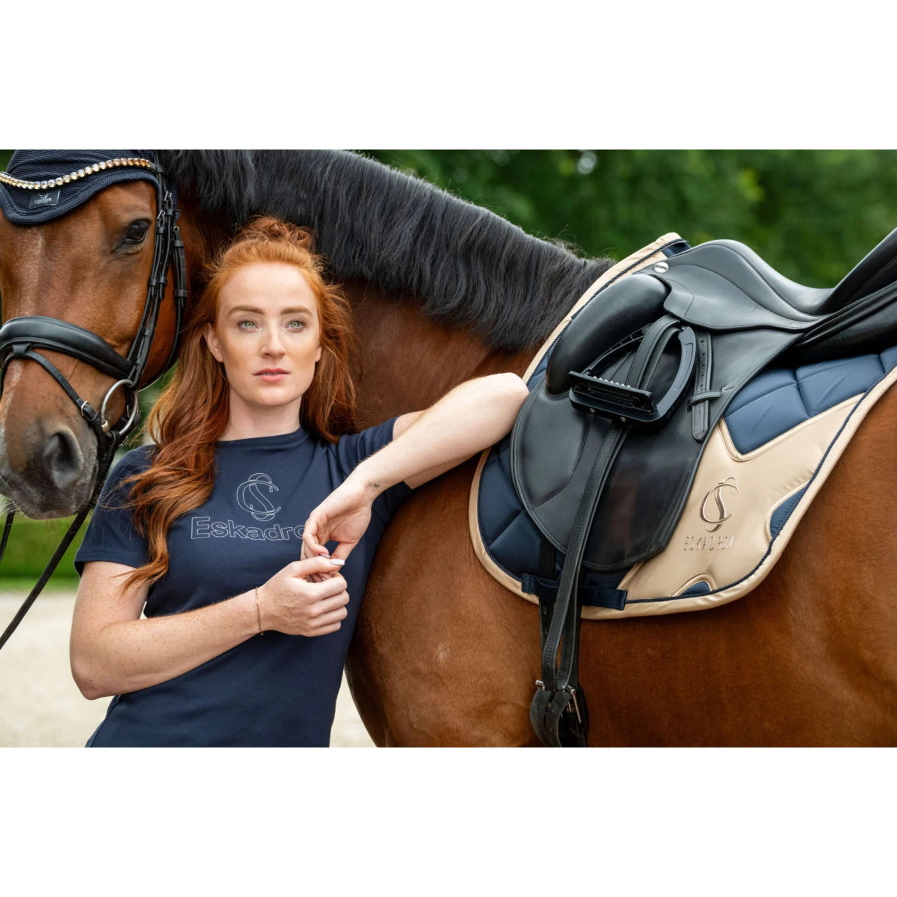 Eskadron Tapis de Selle Classic Sports Bigross Mattgloss Dressage Marin - Image 2