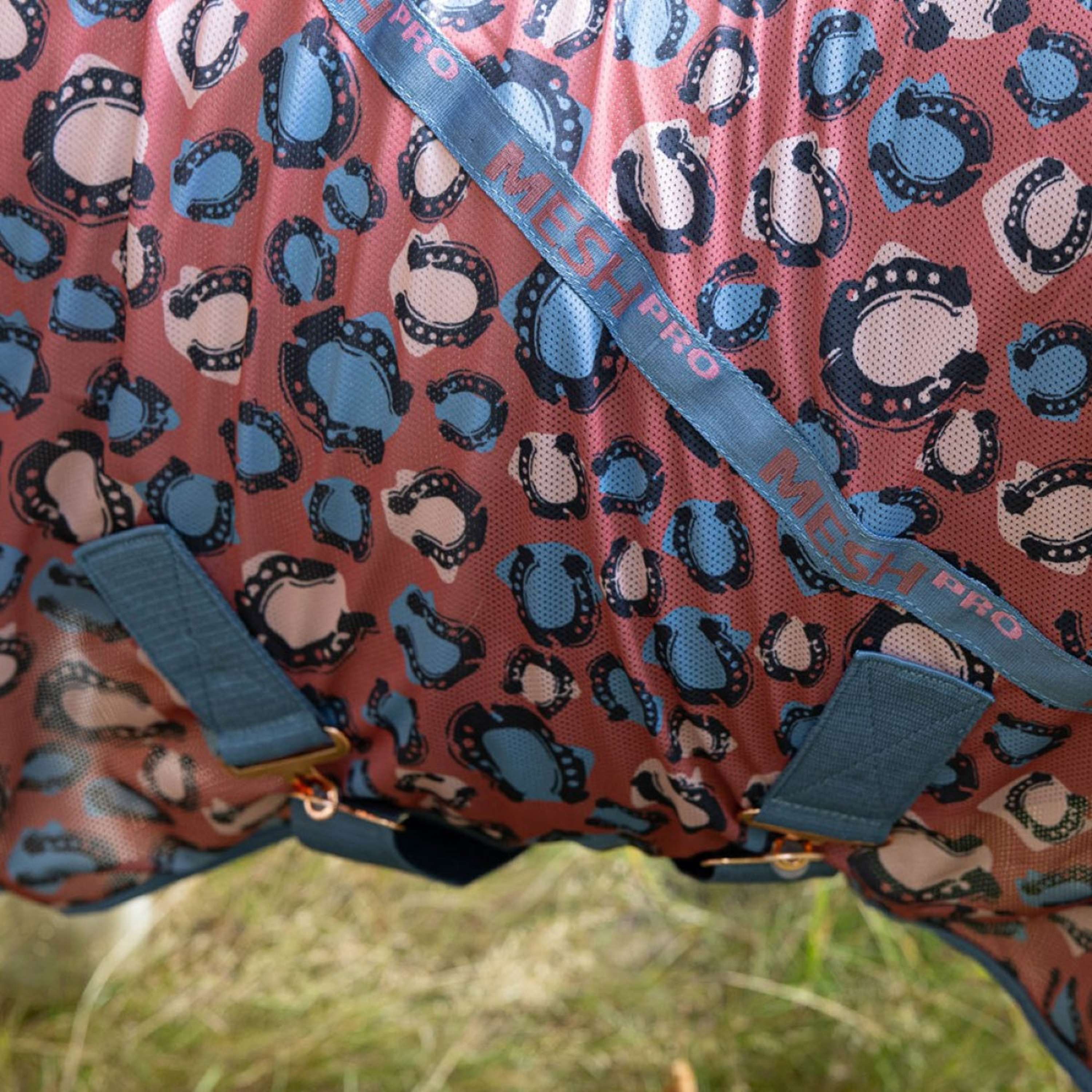 Harry's Horse Couverture Anti-Mouches Diva Mauvewood Mesh-Pro Mauvewood - Image 3