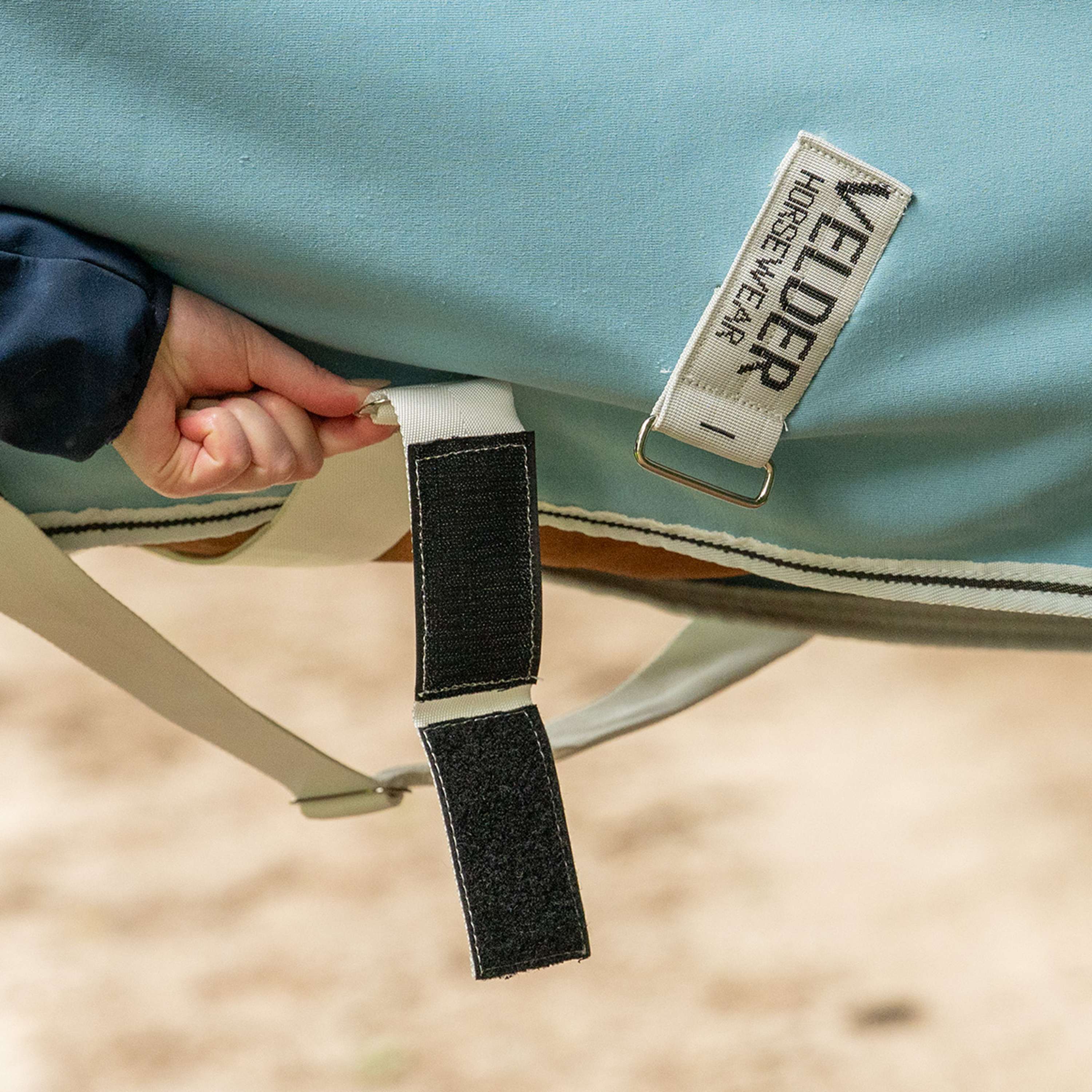 Velder Horsewear Essentials Cooler Rug Aqua Bleu - Image 7