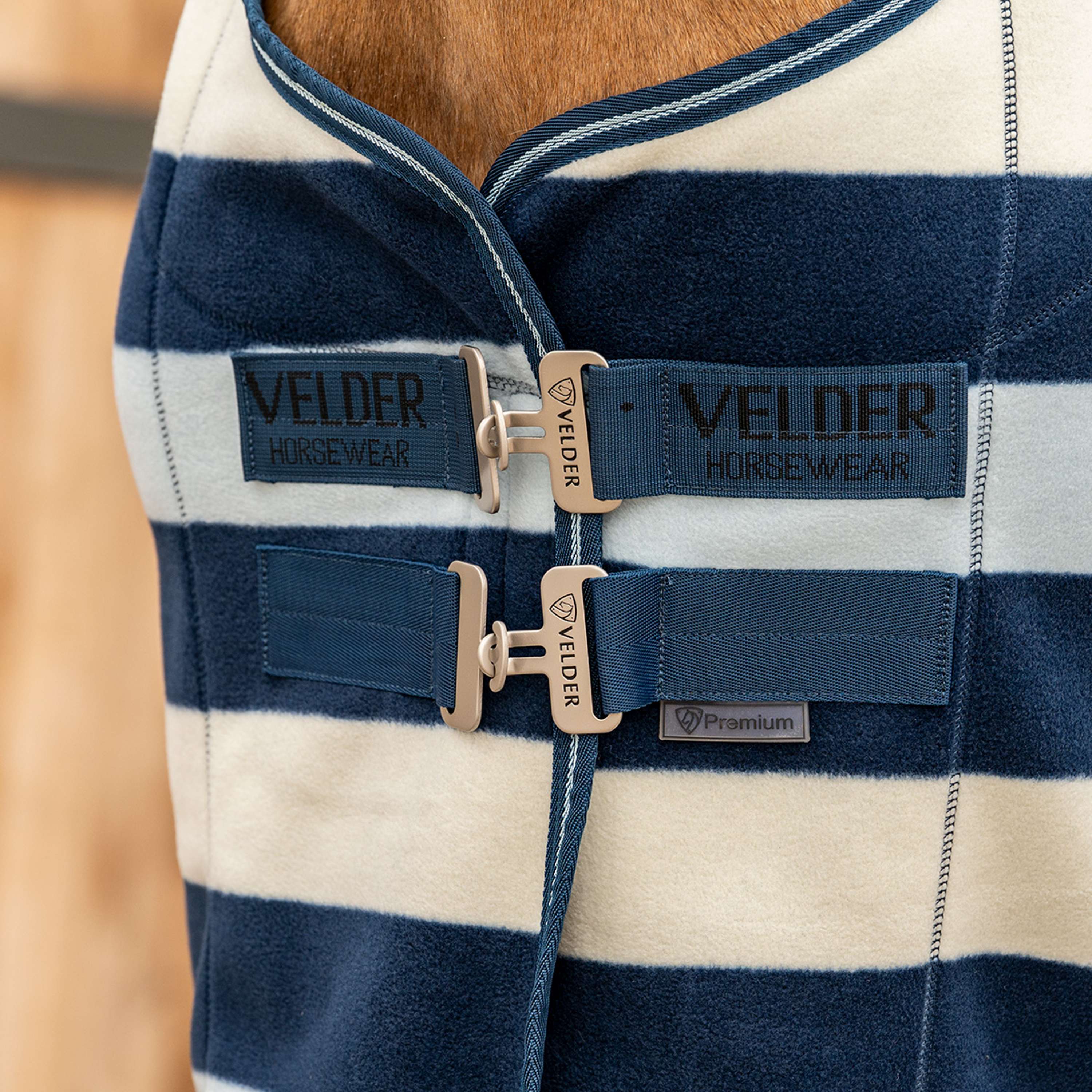 Velder Horsewear Premium Deluxe Fleece Cooler Rug Marin - Image 2