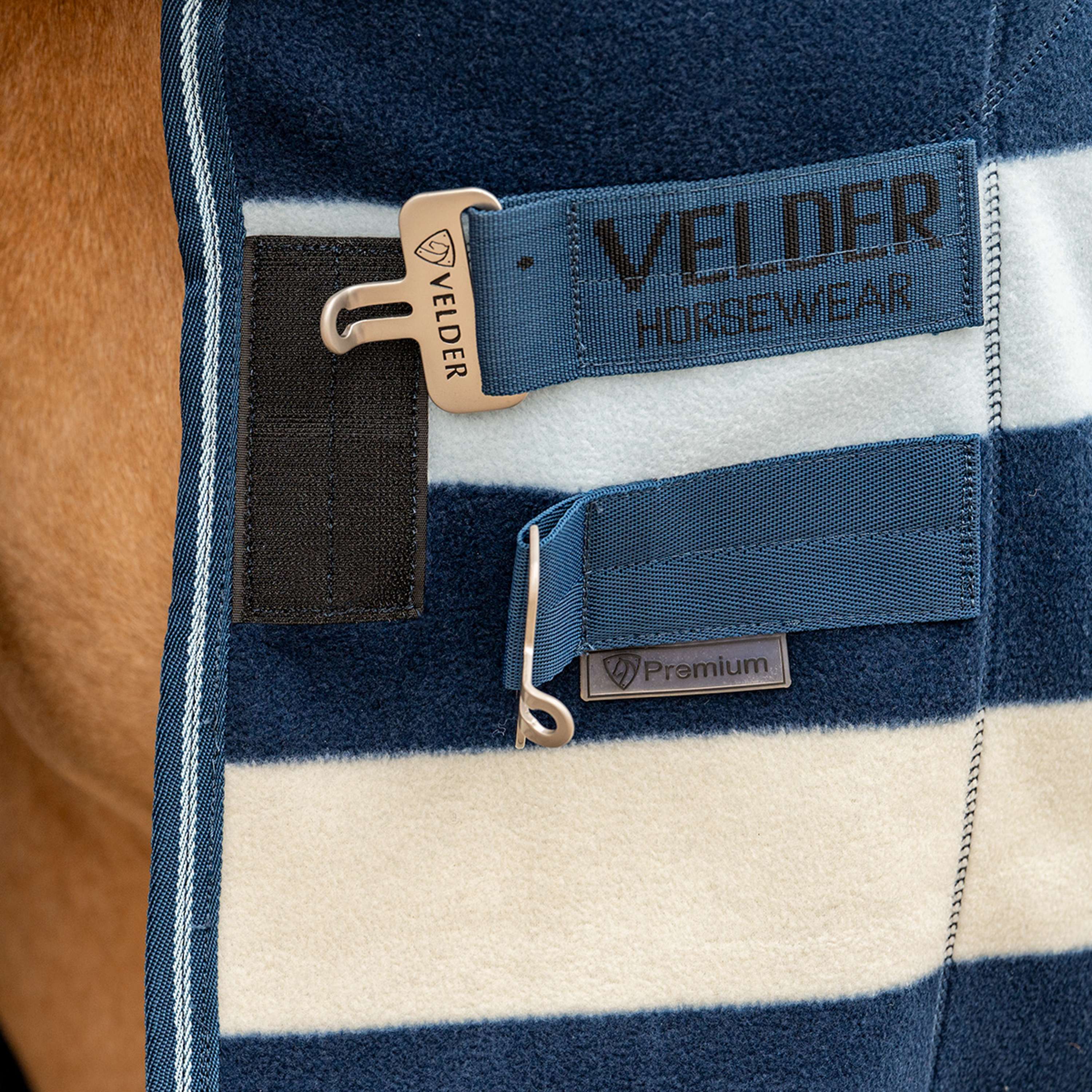 Velder Horsewear Premium Deluxe Fleece Cooler Rug Marin - Image 4