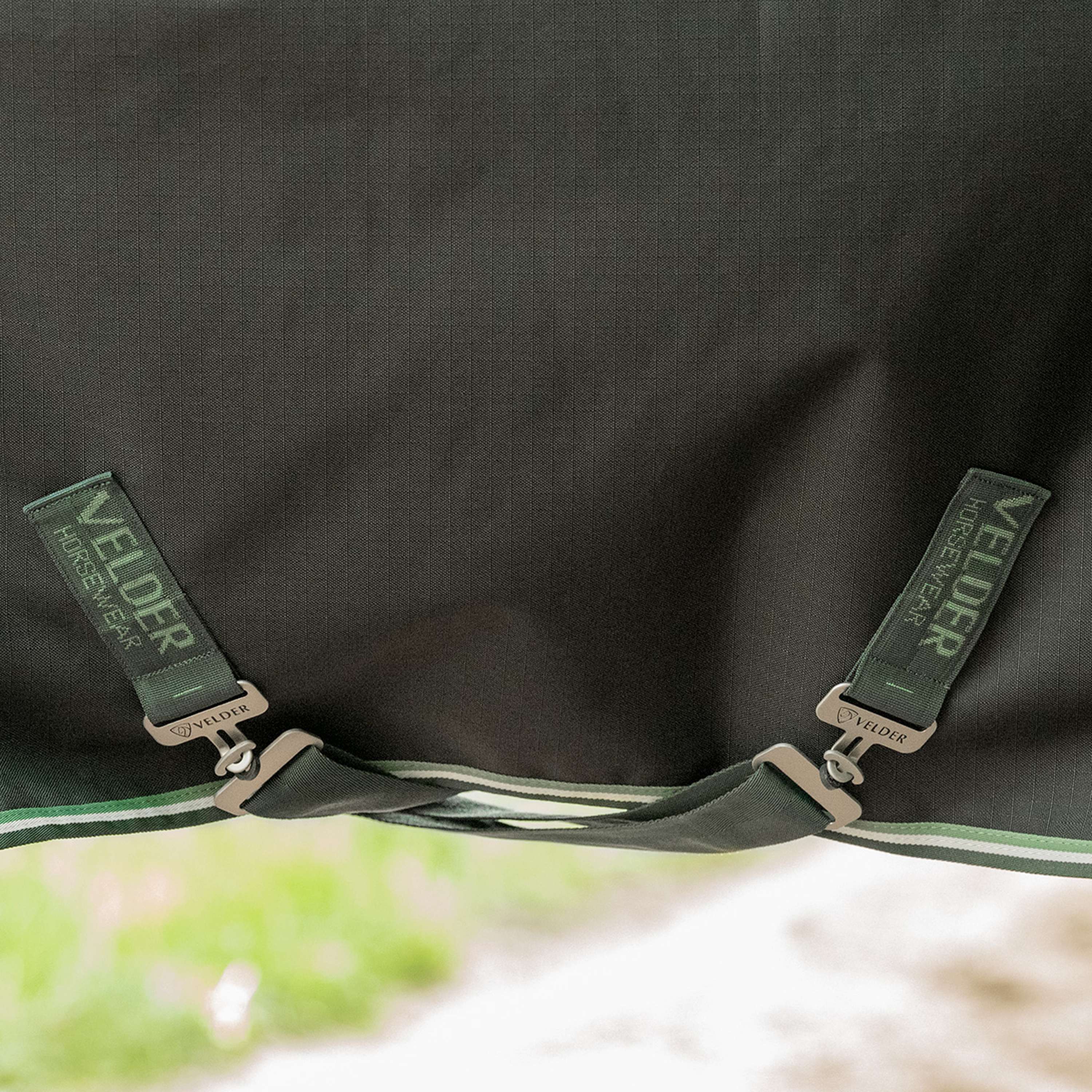 Velder Horsewear Premium Turnout 900D 0g T Bar Night Forest - Image 6